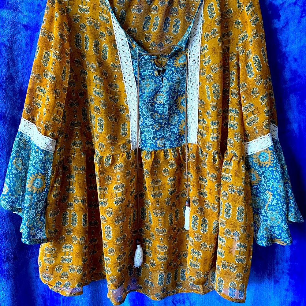 Maurices three-quarter sleeve paisley xl